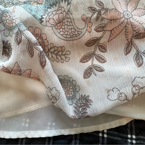 LOFT Sleeveless Blouse Pink Green Floral Tie Bow Front Flowy Boho Size L… - Picture 3 of 9